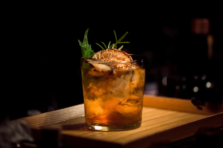 Can You Drink Alcohol While Taking Steroids for Inflammation drinks